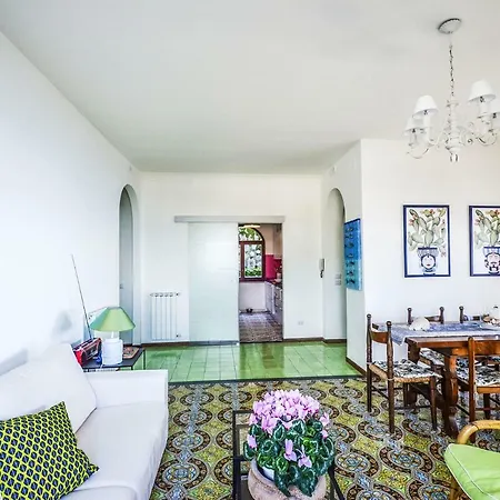 - Casa Marisa *