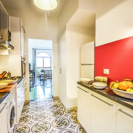 - Casa Marisa Massa Lubrense